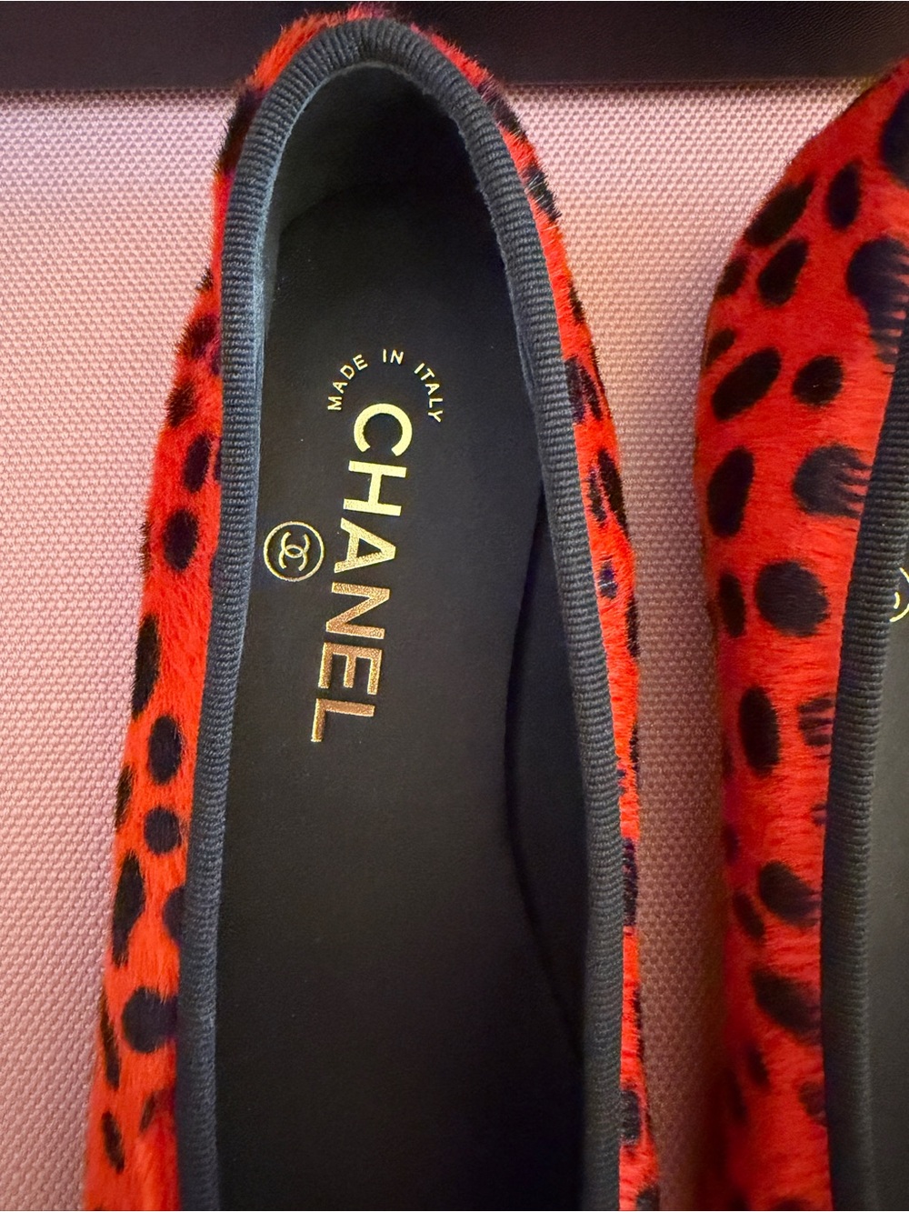Chanel MÉTIERS D’ART 26 Red Orange Black White Pony Hair Animal Print Flats 37.5 - Picture 11 of 16